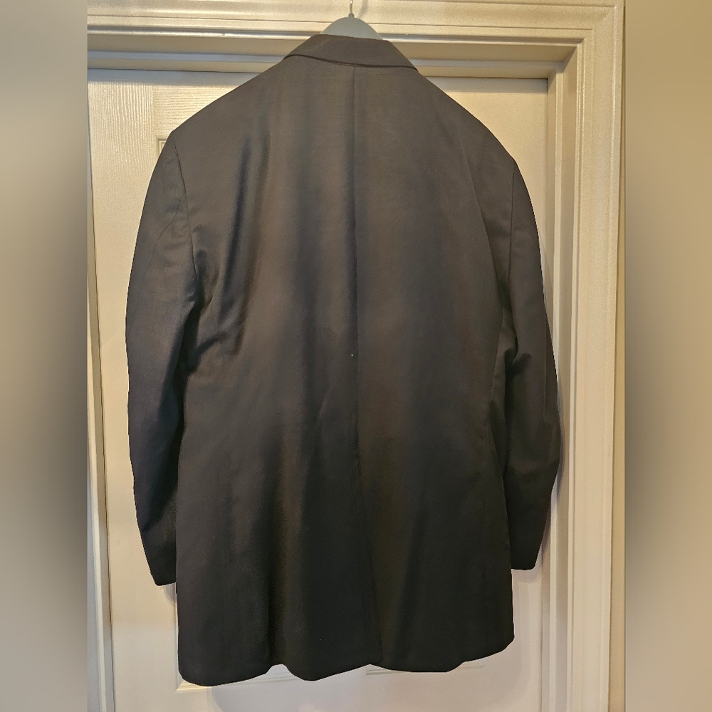 Mens Suit - Picture 5 of 6